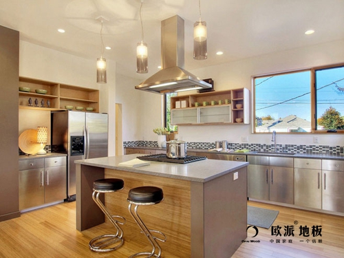 木地板中的鎖扣地板廣受好評(píng)