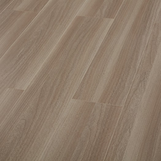 三層實(shí)木地板